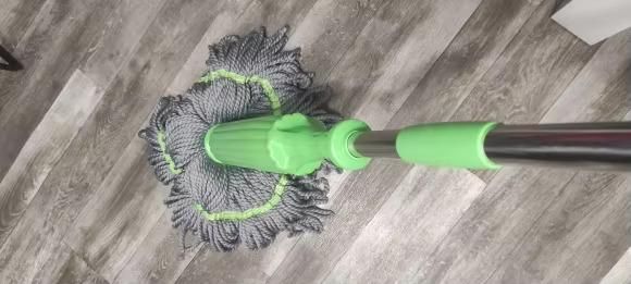 Powerful Self-twisting Water Rotating Mop